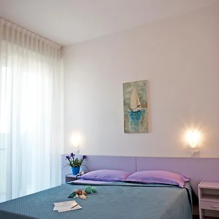 Hotel Aurea 3*